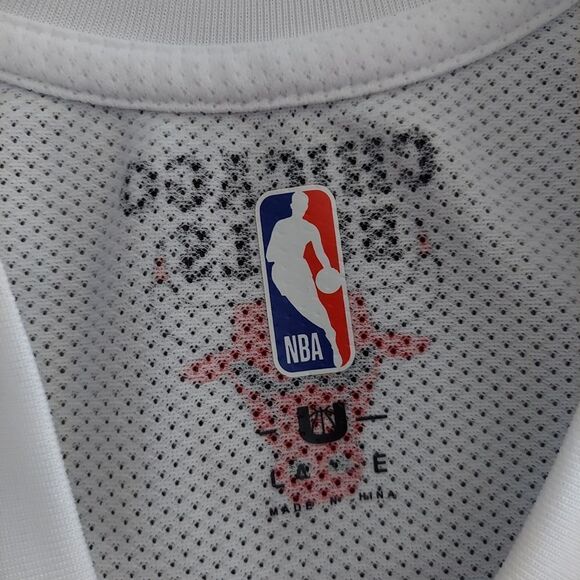 NBA Chicago Bulls Basketball Mesh Shirt Top White Size Large - Picture 3 of 7